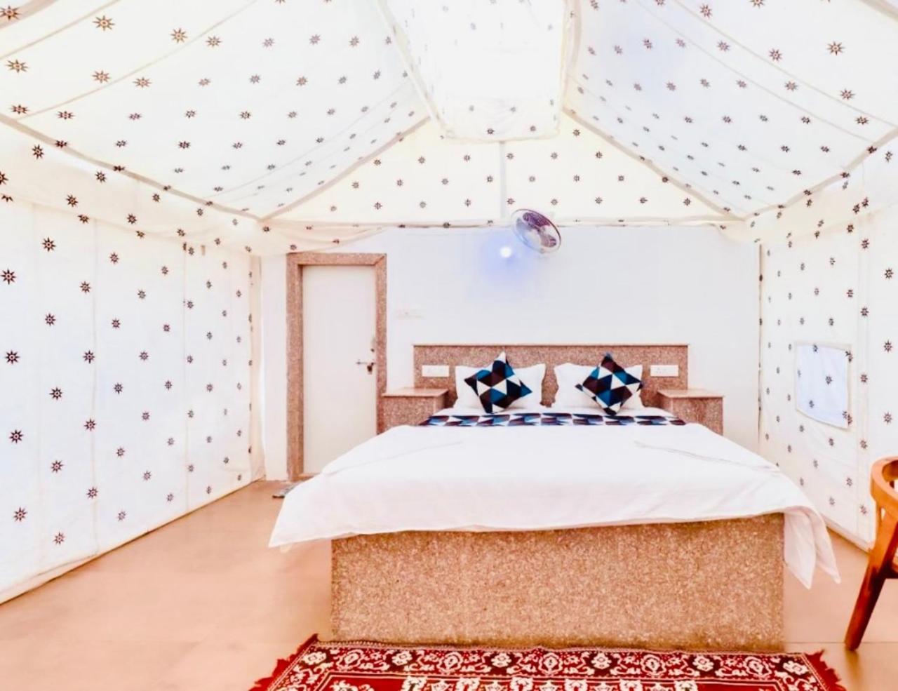 The Saffron Desert Camp Jaisalmer Zewnętrze zdjęcie